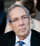 Профессор Шломо Шнейбаум