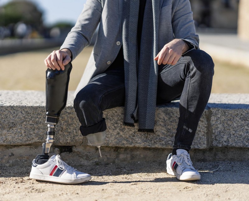 В клинике Ихилов проведена целая серия операций по остеоинтеграции